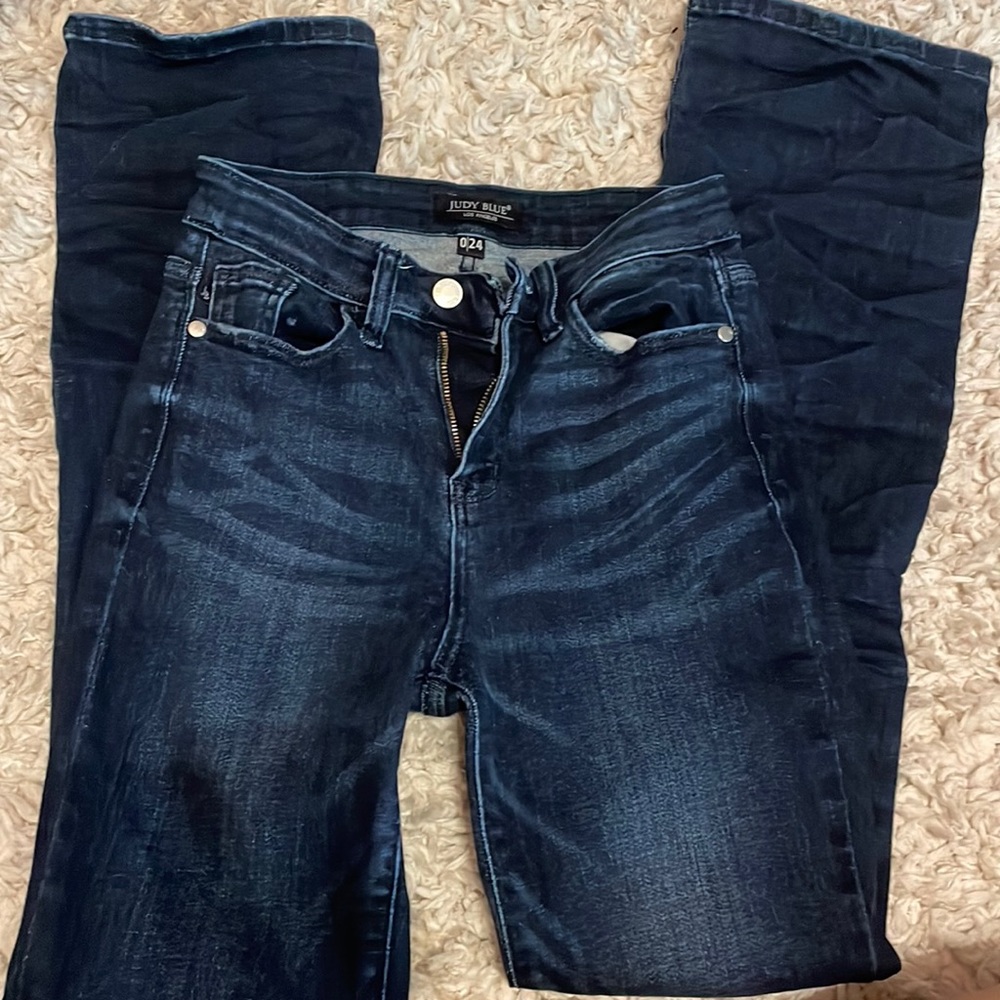 Sz0 barely worn Judy Blue dark denim jean
